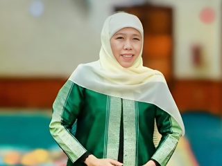 WFH Ala Gubernur Khofifah: Hemat BBM atau Tambah Masalah?
